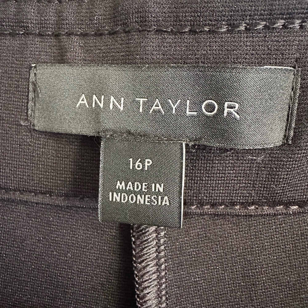 Ann Taylor The Sailor Dramatic Black Wide-Leg Stretchy Trousers Pants Size 16P - Picture 13 of 15